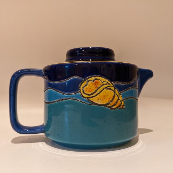 Vintage 90s Eduardo Vega Teapot – Ocean Beach Design with Starfish & Seashells - Picture 4 of 11